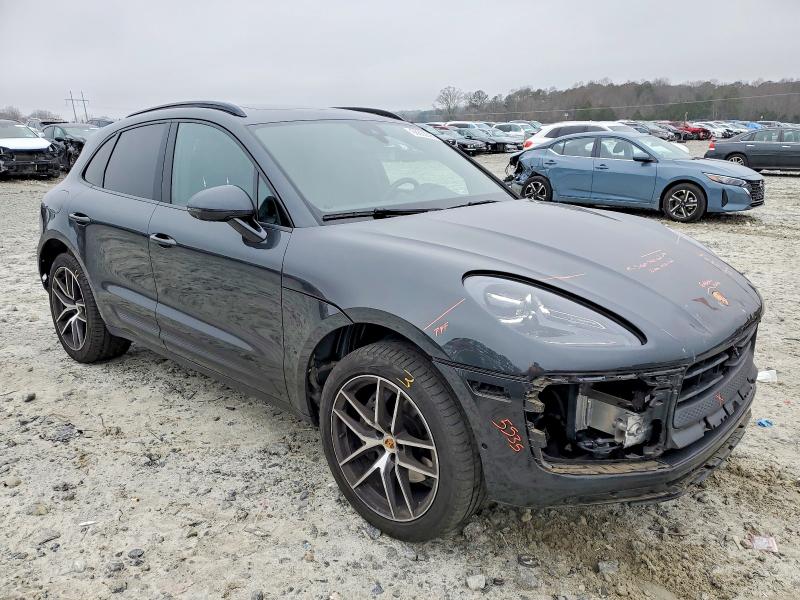 Photo 4 from auction – 2023 PORSCHE MACAN BASE with VIN WP1AA2A5XPLB02453