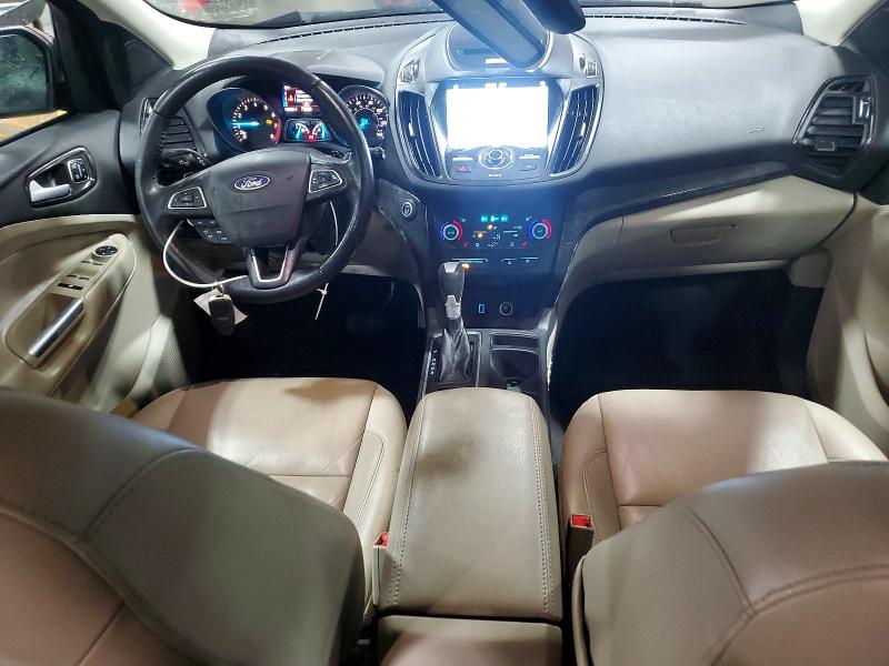 Photo 8 from auction – 2017 FORD ESCAPE with VIN 1FMCU9J92HUB62618