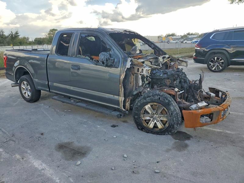 Photo 4 from auction – 2016 FORD F150 with VIN 1FTEX1C82GFC37444