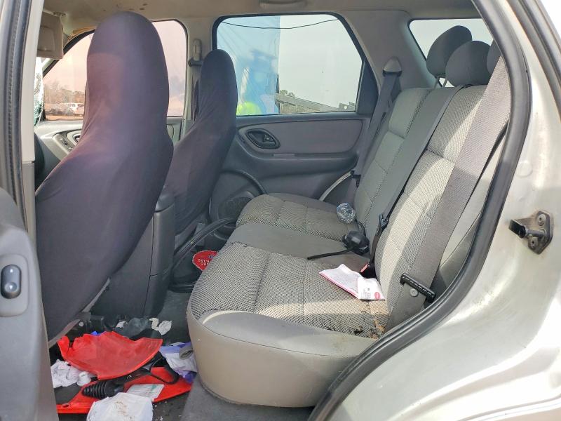 Photo 11 from auction – 2005 FORD ESCAPE XLT with VIN 1FMYU93155KA04908