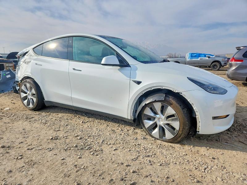 Photo 4 from auction – 2023 TESLA MODEL Y with VIN 7SAYGDEE0PF684525