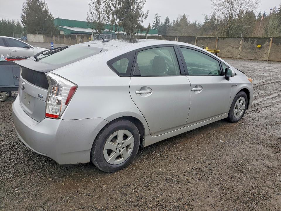 Photo 3 from auction – 2011 TOYOTA PRIUS with VIN JTDKN3DU2B0323381