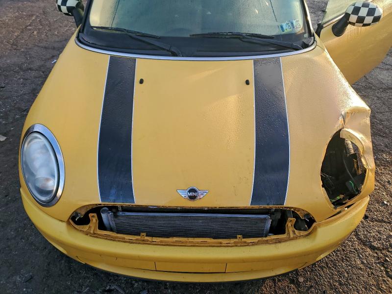 Photo 11 from auction – 2007 MINI COOPER with VIN WMWMF33537TT51371