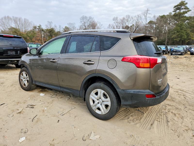 Photo 2 from auction – 2015 TOYOTA RAV4 LE with VIN JTMBFREV9FD167197