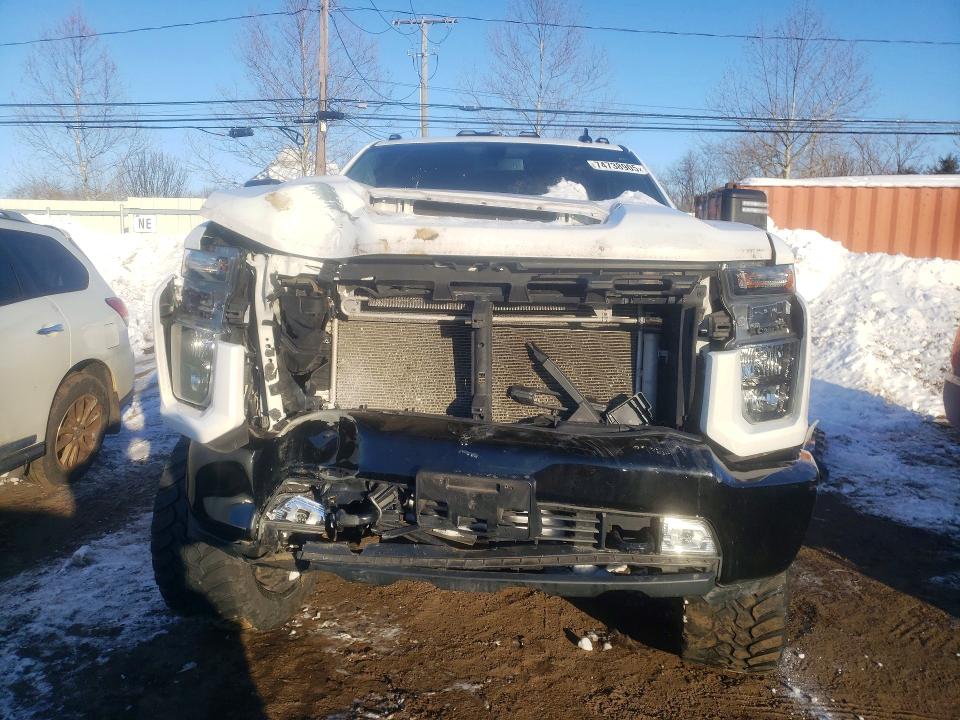 Photo 5 from auction – 2022 CHEVROLET SILVERADO with VIN 1GC4YME73NF147912
