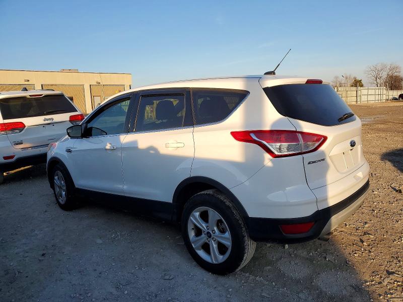 Photo 2 from auction – 2015 FORD ESCAPE SE with VIN 1FMCU0G95FUC65337