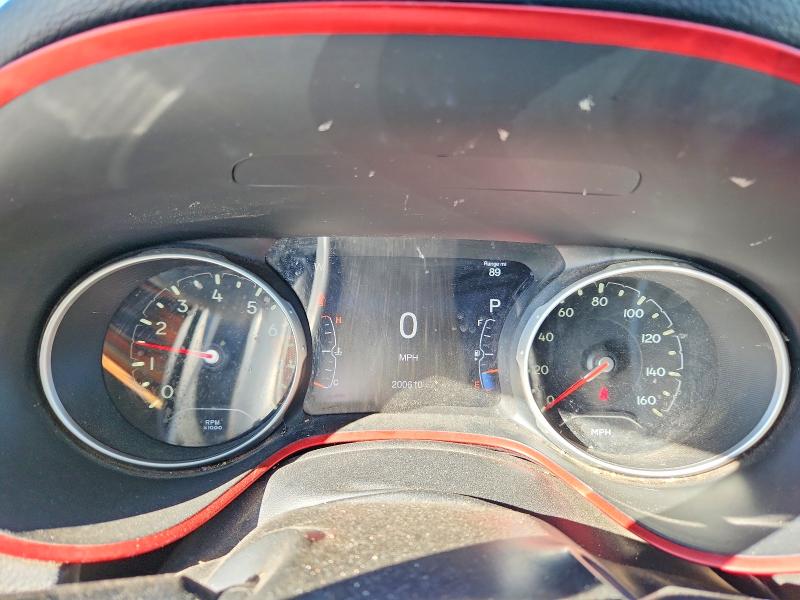 Photo 9 from auction – 2019 JEEP COMPASS with VIN 3C4NJDDB5KT627904