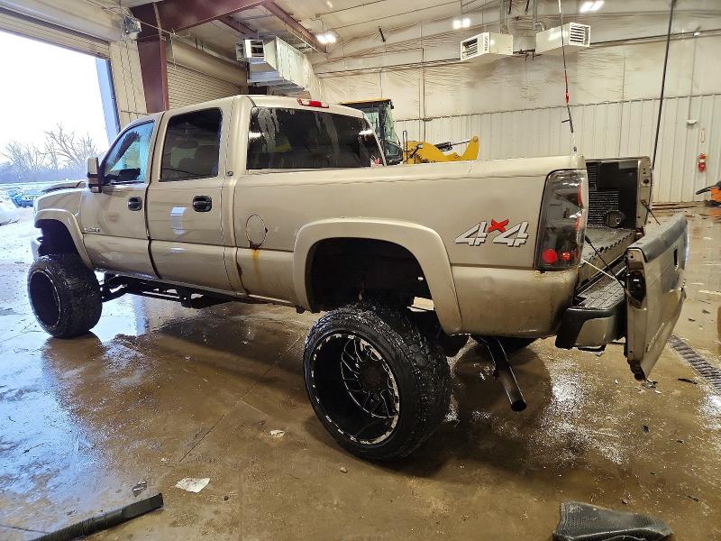 Photo 2 from auction – 2003 CHEVROLET SILVERADO with VIN 1GCHK23U13F200281