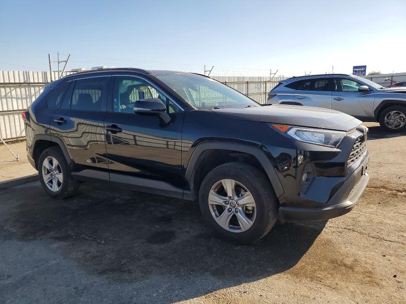 Photo 4 from auction – 2021 TOYOTA RAV4 with VIN 2T3W1RFV6MW183095