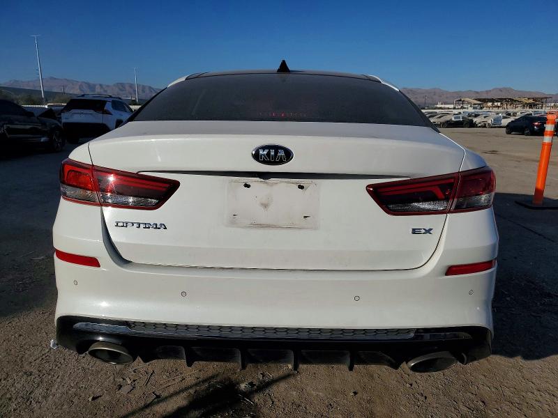 Photo 6 from auction – 2019 KIA OPTIMA with VIN 5XXGU4L14KG284068