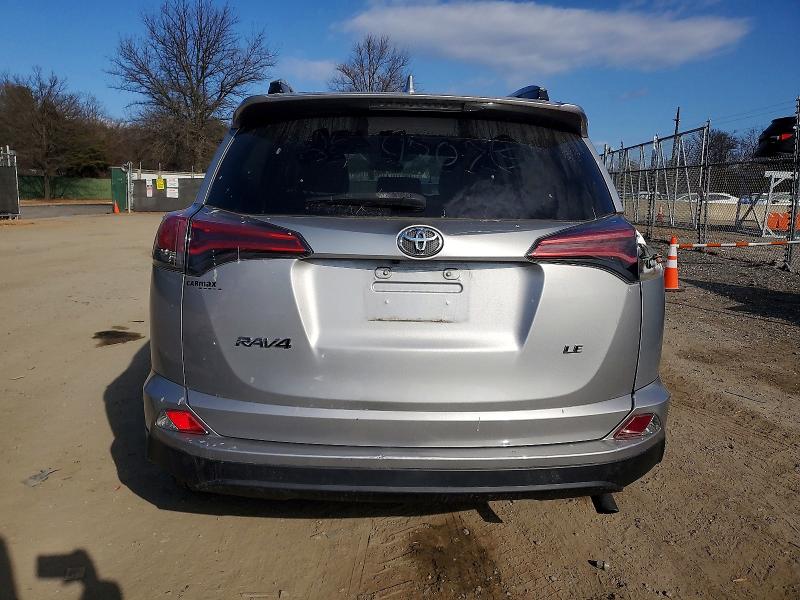 Photo 6 from auction – 2018 TOYOTA RAV4 with VIN 2T3ZFREV3JW516395