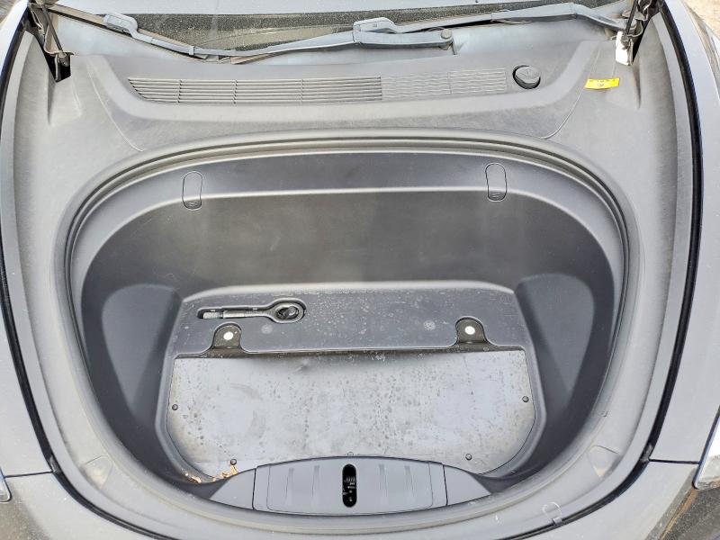 Photo 11 from auction – 2018 TESLA MODEL 3 with VIN 5YJ3E1EA8JF156909