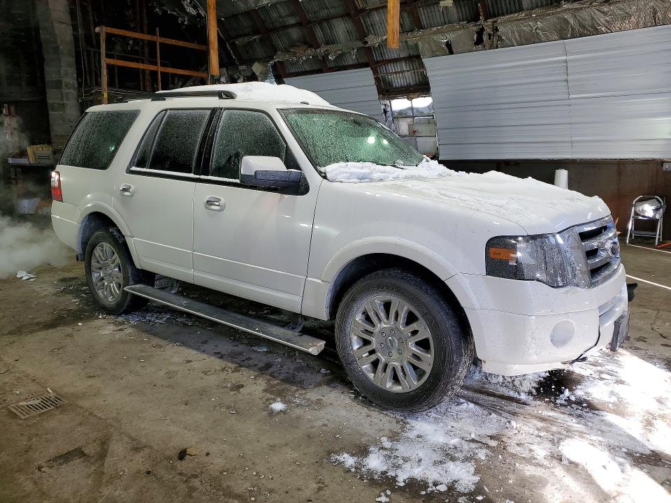 Photo 4 from auction – 2013 FORD EXPEDITION with VIN 1FMJU2A59DEF02153