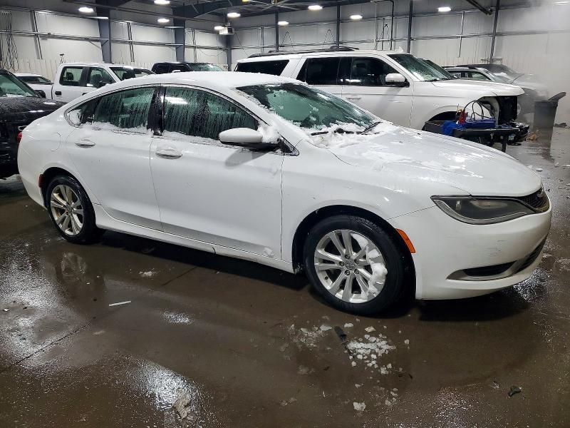 Photo 4 from auction – 2017 CHRYSLER 200 LIMITE with VIN 1C3CCCAB1HN502380