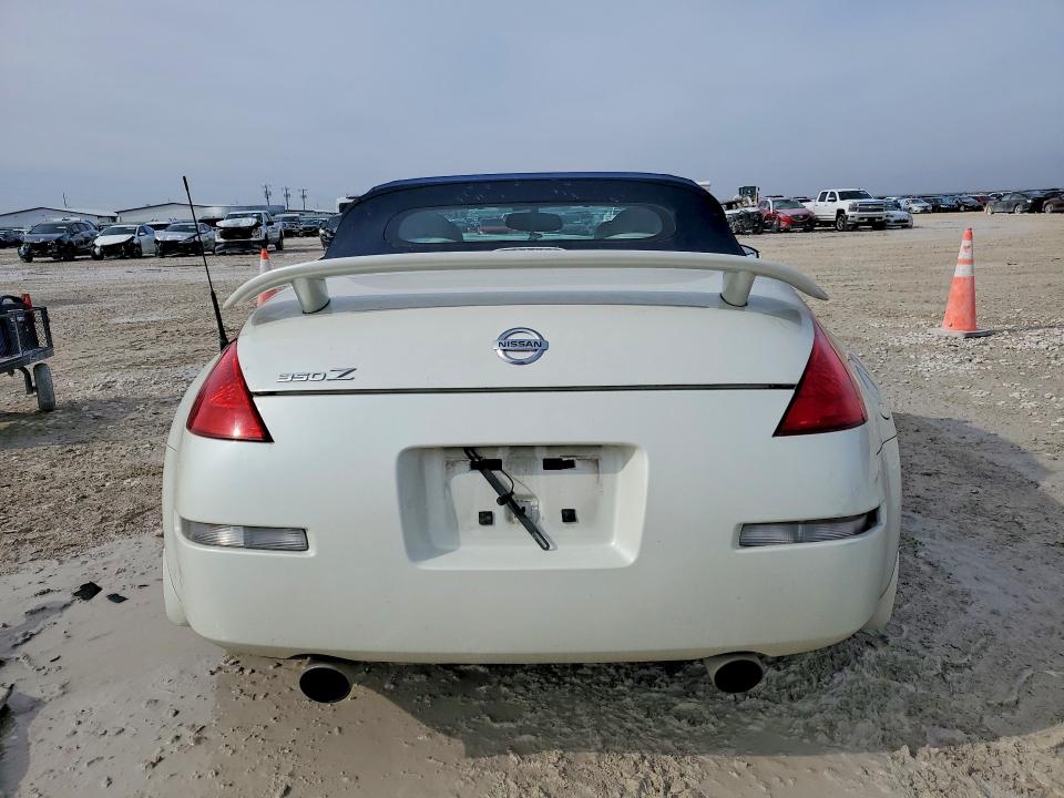 Photo 6 from auction – 2005 NISS 350Z with VIN JN1AZ36A65M755992