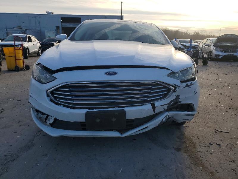 Photo 5 from auction – 2017 FORD FUSION SE with VIN 3FA6P0H71HR411352