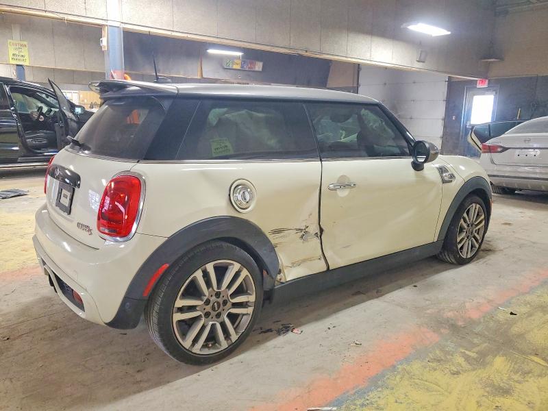 Photo 3 from auction – 2017 MINI COOPER S with VIN WMWXP7C39H3B94921