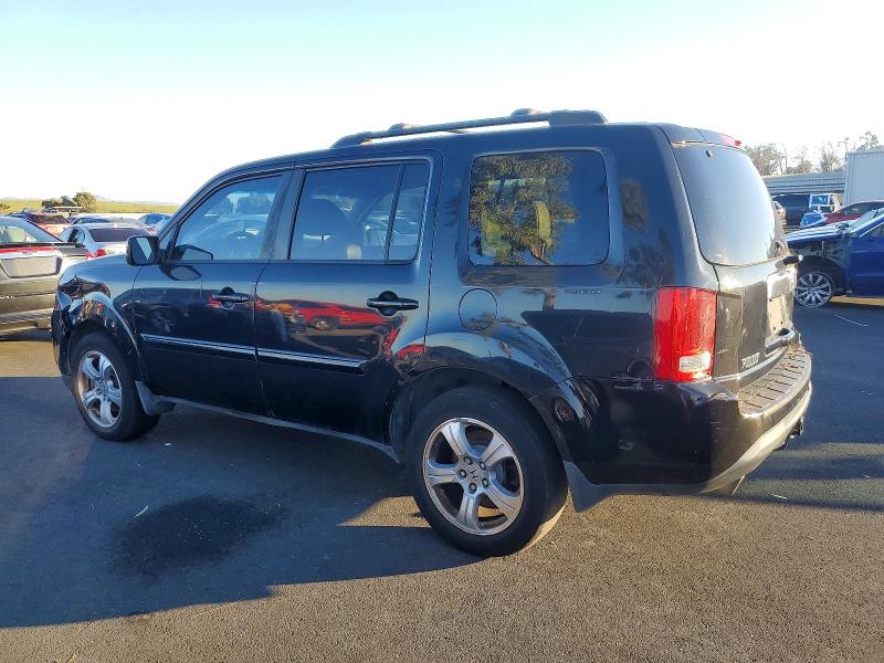 Photo 2 from auction – 2012 HONDA PILOT with VIN 5FNYF3H68CB021910