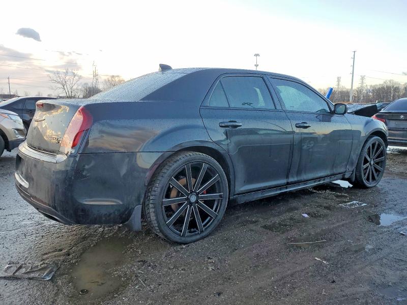 Photo 3 from auction – 2017 CHRYSLER 300 with VIN 2C3CCAGG6HH506781