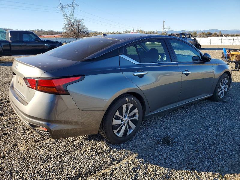 Photo 3 from auction – 2020 NISSAN ALTIMA with VIN 1N4BL4BV9LC149452