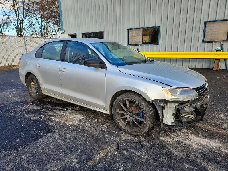 Photo 4 from auction – 2011 VOLKSWAGEN JETTA with VIN 3VW2K7AJ1BM336658