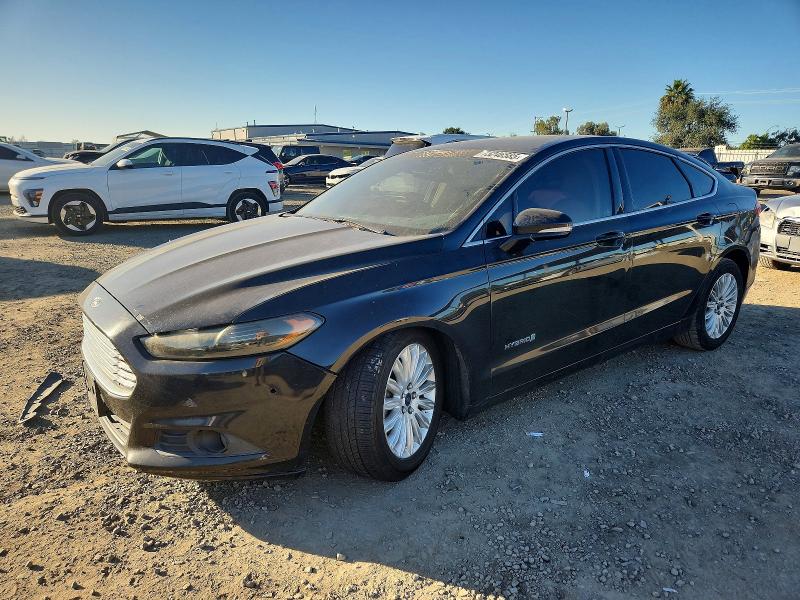 FORD FUSION SE 2013 with VIN 3FA6P0LU0DR379792 - Photo from auction