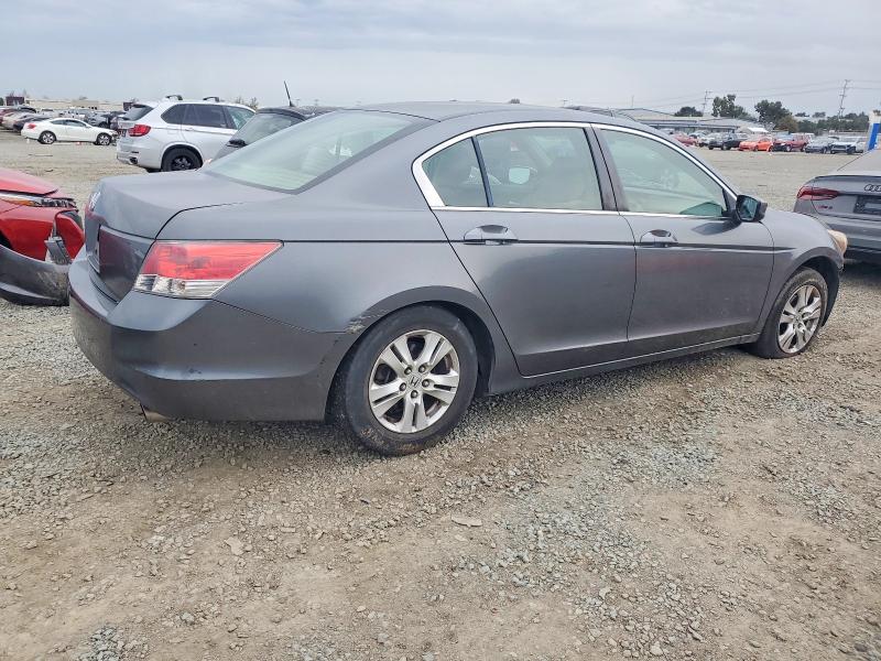 Photo 3 from auction – 2008 HONDA ACCORD with VIN JHMCP26408C009188