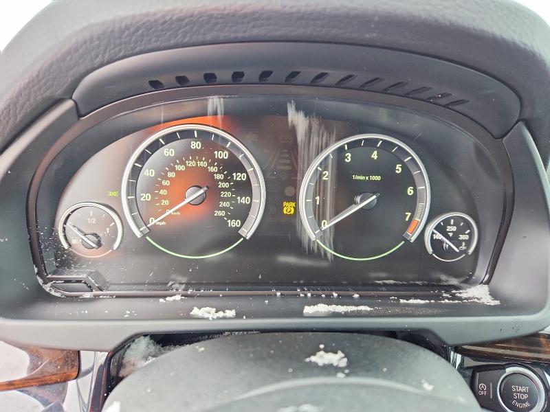 Photo 9 from auction – 2015 BMW X5 XDRIVE3 with VIN 5UXKR0C55F0K61167