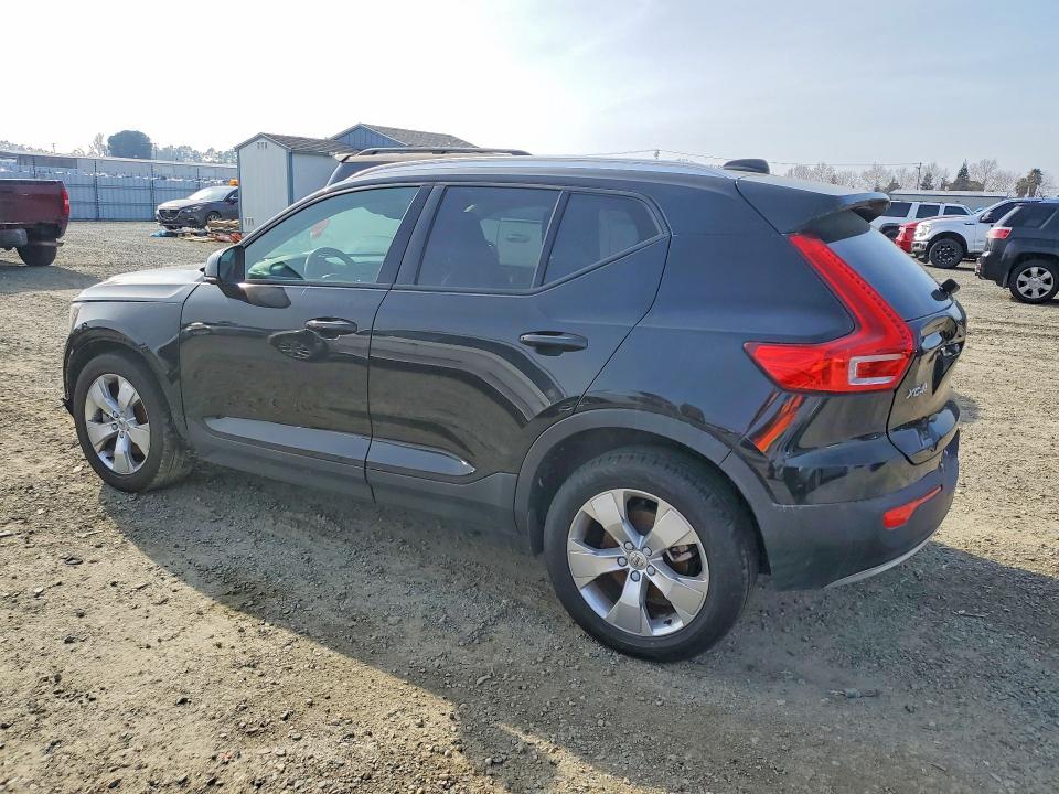 Photo 2 from auction – 2020 VOLVO XC40 T5 MO with VIN YV4162UK8L2267483