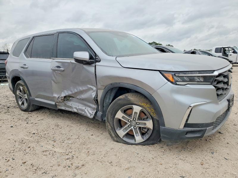 Photo 4 from auction – 2023 HONDA PILOT with VIN 5FNYG2H43PB016383