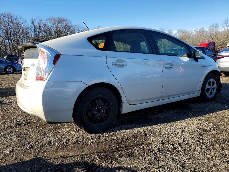 Photo 3 from auction – 2012 TOYOTA PRIUS with VIN JTDKN3DU2C5447719
