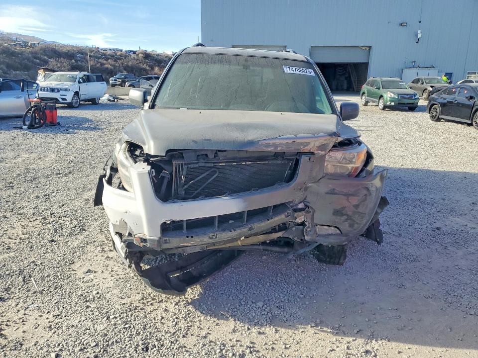 Photo 5 from auction – 2008 HONDA PILOT EXL with VIN 5FNYF185X8B042891