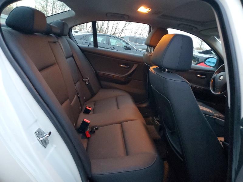 Photo 10 from auction – 2007 BMW 328 I with VIN WBAVA37547NE29239