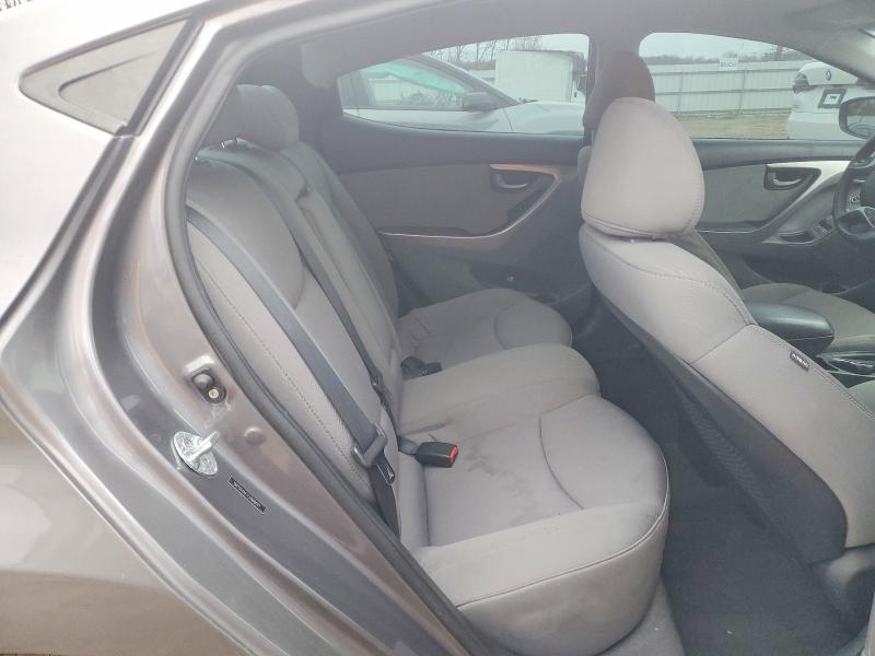 Photo 10 from auction – 2012 HYUNDAI ELANTRA with VIN 5NPDH4AE1CH068097