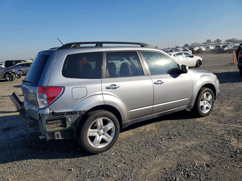 Photo 3 from auction – 2010 SUBARU FORESTER with VIN JF2SH6CC2AH760154