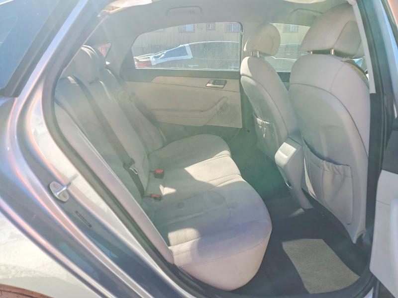 Foto 10 de la subasta – 2016 HYUNDAI SONATA con VIN 5NPE24AF2GH298932