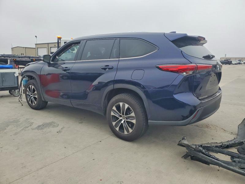 Photo 2 from auction – 2021 TOYOTA HIGHLANDER with VIN 5TDGZRAH0MS535104