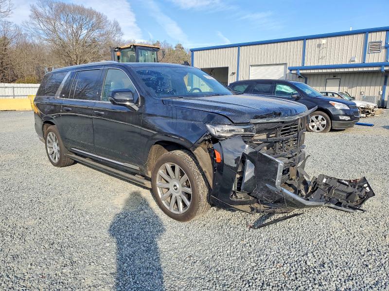 Photo 4 from auction – 2021 CADILLAC ESCALADE E with VIN 1GYS4MKLXMR409839