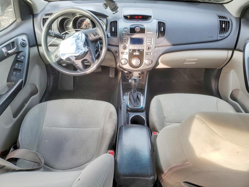 Photo 8 from auction – 2013 KIA FORTE EX with VIN KNAFU4A27D5681818