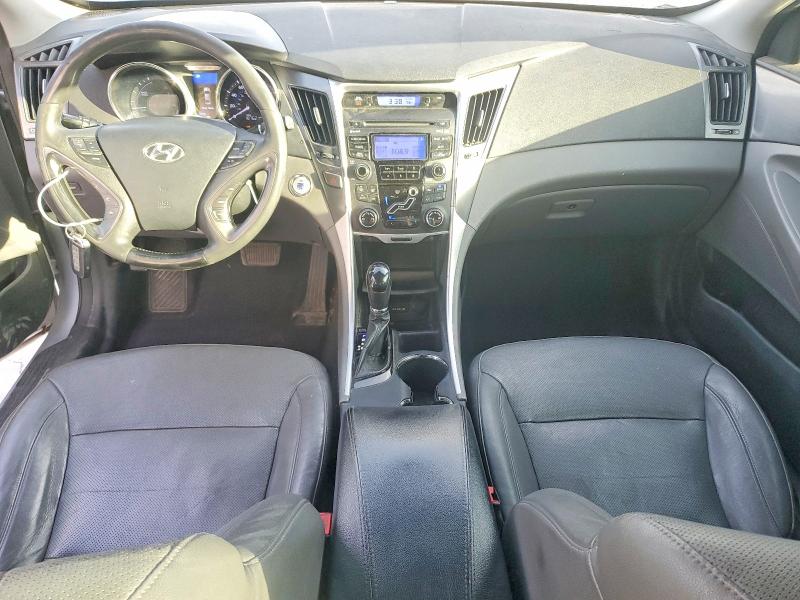 Photo 8 from auction – 2012 HYUNDAI SONATA HYB with VIN KMHEC4A46CA035089