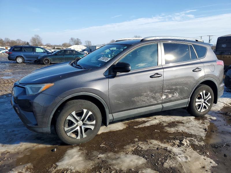 TOYOTA RAV4 LE 2016 مع رقم تعريف المركبة 2T3BFREV2GW409834 - صورة من المزاد