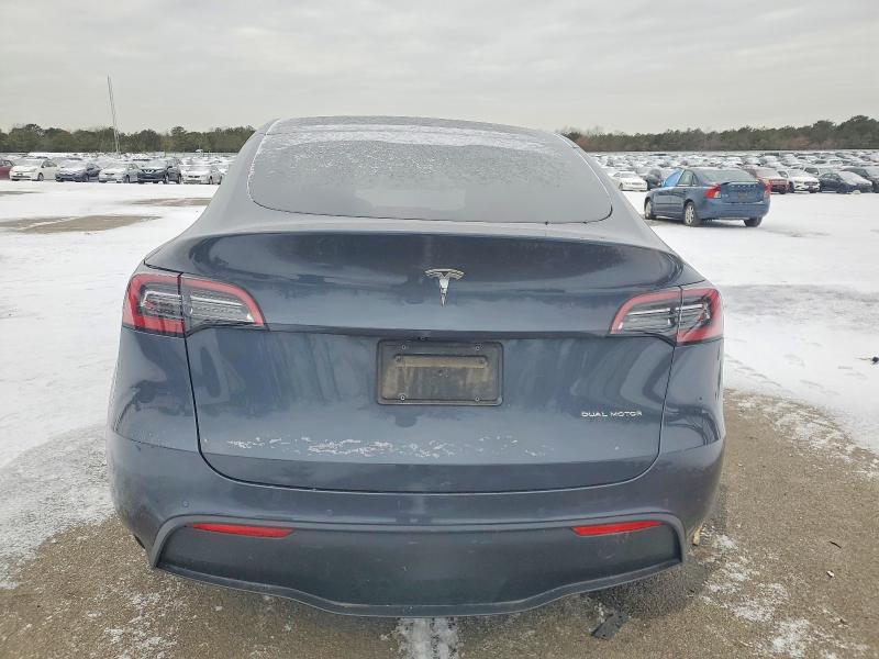 Photo 6 from auction – 2021 TESLA MODEL Y with VIN 5YJYGDEE3MF158057