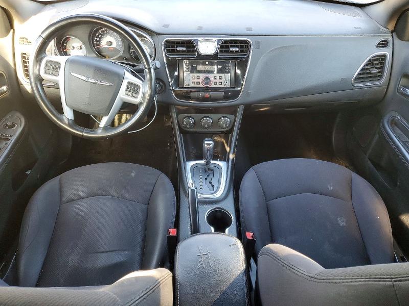 Photo 8 from auction – 2013 CHRYSLER 200 TOURIN with VIN 1C3CCBBB2DN732352