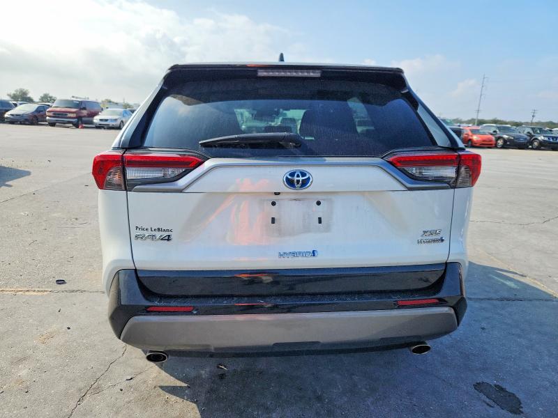 Photo 6 from auction – 2020 TOYOTA RAV with VIN 2T3EWRFV6LW095028