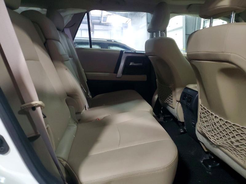 Photo 11 from auction – 2019 TOYOTA 4RUNNER SR with VIN JTEBU5JR5K5677926