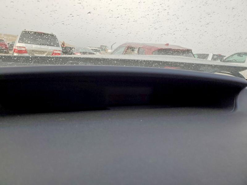 Photo 9 from auction – 2011 TOYOTA PRIUS with VIN JTDKN3DU6B1438768