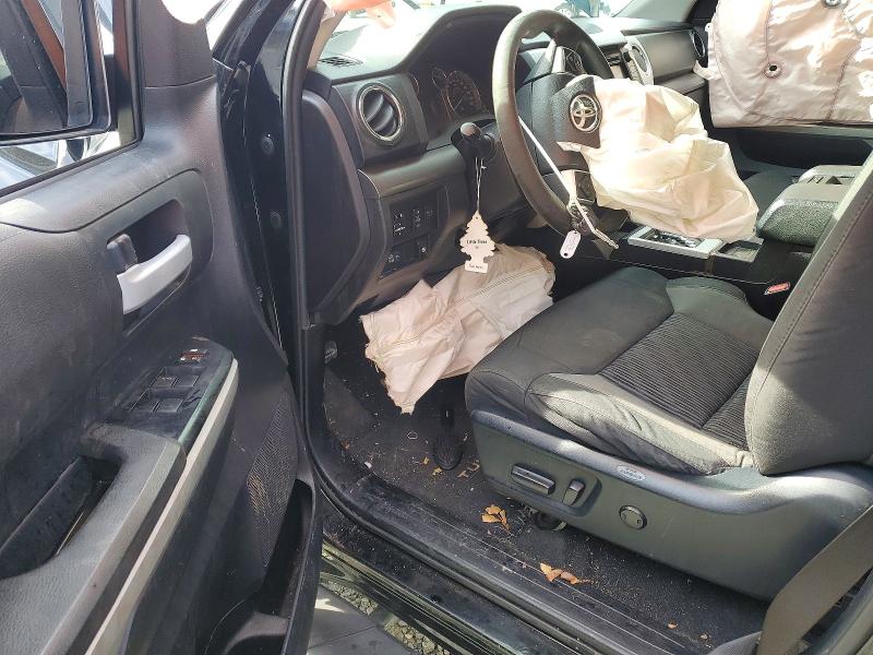 Photo 8 from auction – 2015 TOYOTA TUNDRA with VIN 5TFDW5F12FX468082