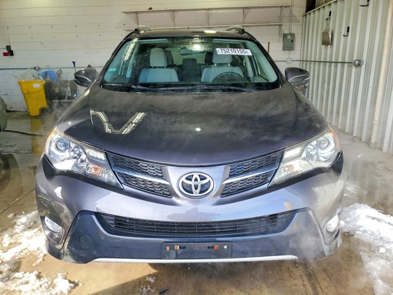 Photo 5 from auction – 2013 TOYOTA RAV4 XLE with VIN JTMWFREV1D5006562