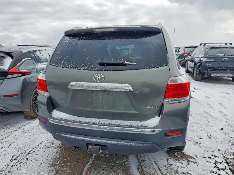 Photo 6 from auction – 2012 TOYOTA HIGHLANDER with VIN 5TDBK3EH0CS114486