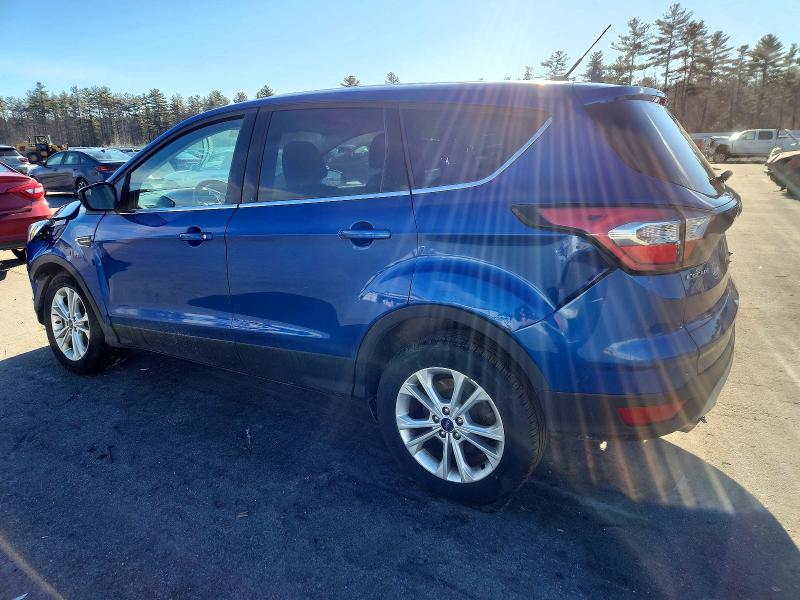 Photo 2 from auction – 2017 FORD ESCAPE SE with VIN 1FMCU9GD5HUC28090